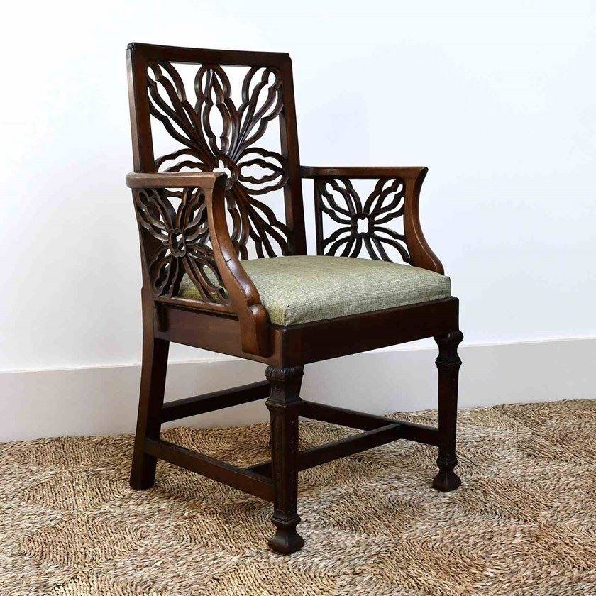 Buy, Sell Antiques Online Website - Decorative Collective