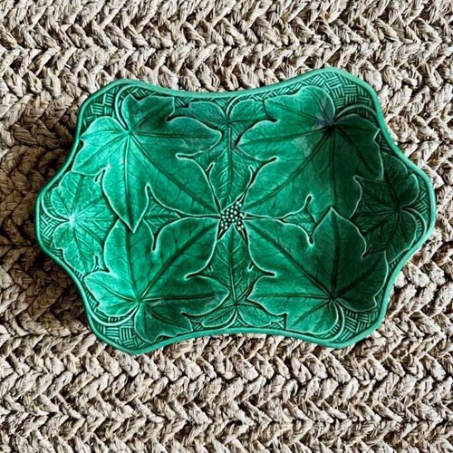 Antique Victorian Wedgwood Green Glazed Majolica Serving Dish