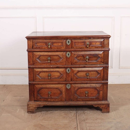 18th C Oak Chest of Drawers