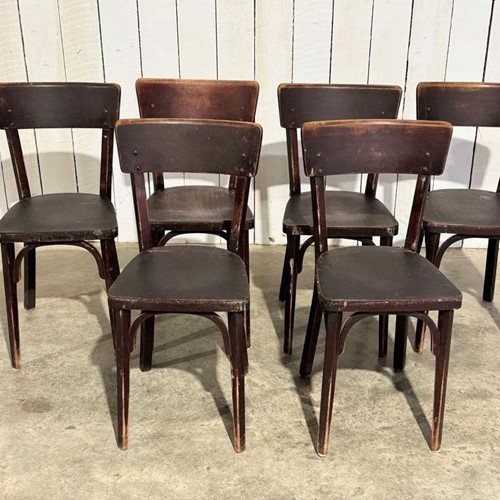 A set of 6 bentwood dining chairs