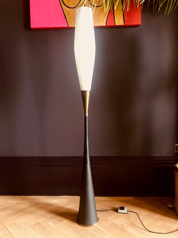Sculptural Italian Floor Lamp-20th-century-filth-italian-floor-lamp-6-main-637584078843328334.jpg