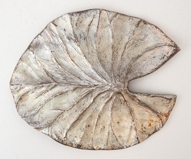 Mid Century Silvered Bronze Lily Leaf By Chrystaine Charles-3details-32ae01ac-e704-4bef-ae48-6053991567ac-main-638122259632627325.jpeg