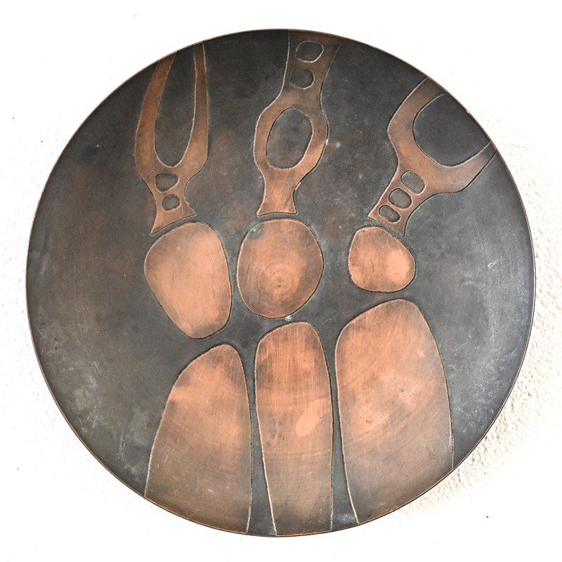 Pair Of 1970S Anatomical Copper Bowls-3details-6a15e990-12bc-43ff-9c81-427dfa644186-main-638131019892153844.jpeg