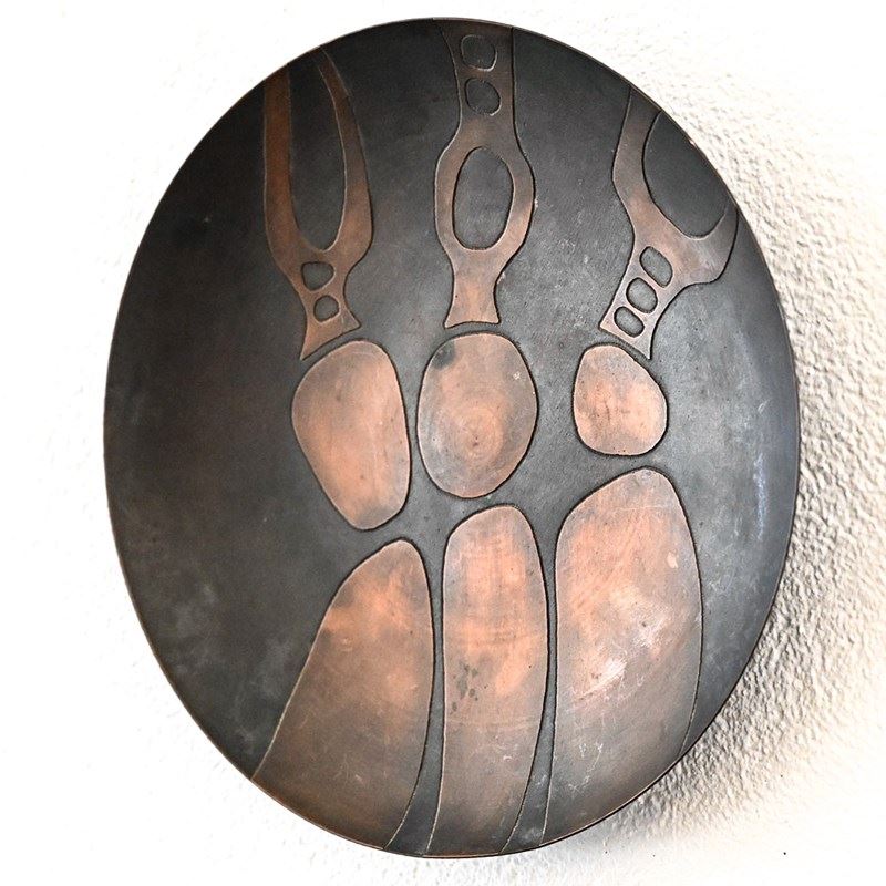 Pair Of 1970S Anatomical Copper Bowls-3details-e94a88ad-9afa-4b17-8348-2199e392672c-main-638131019920902977.jpeg