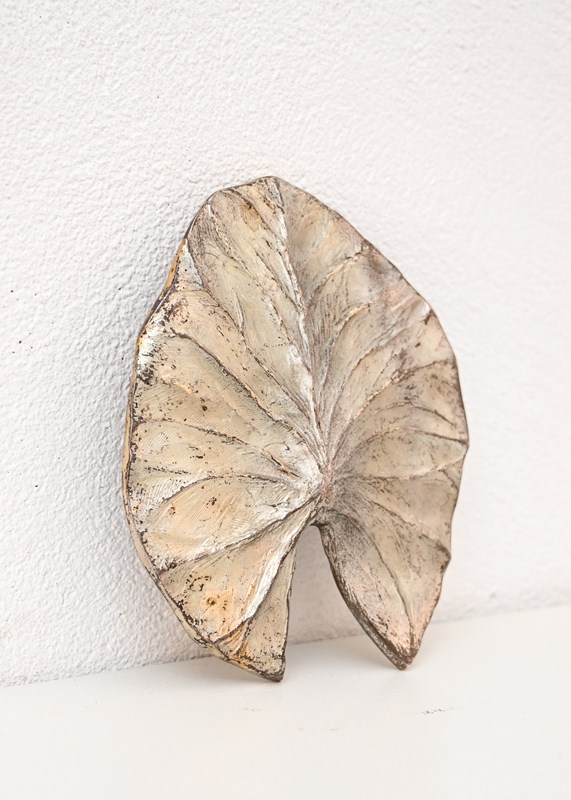 Mid Century Silvered Bronze Lily Leaf By Chrystaine Charles-3details-f1a0e2ab-d3b2-4b37-ba3b-9e1a52509acc-main-638122259463254162.jpeg