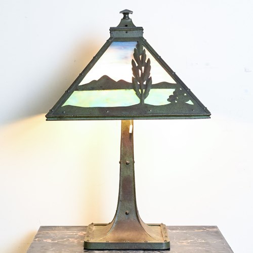 Pittsburgh Scenic Slag Glass Table Lamp
