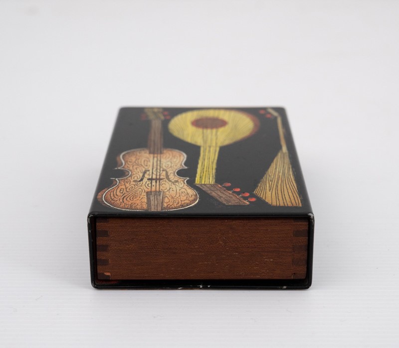  small Fornasetti guitars and zithers box-3details-small-fornasetti-guitars-and-zithers-box3-main-637200484763750835.jpg