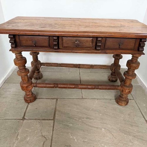 18th Century Spanish Chestnut side table Catalan 1800