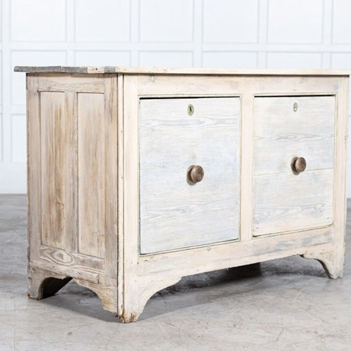 Georgian Pine Bleached Country House Storage Chest