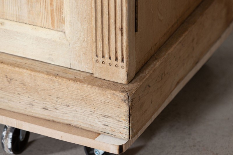 19thC English Pine Glazed Dresser Cabinet-adam-lloyd-interiors-7-8-main-637999783723790402.jpeg