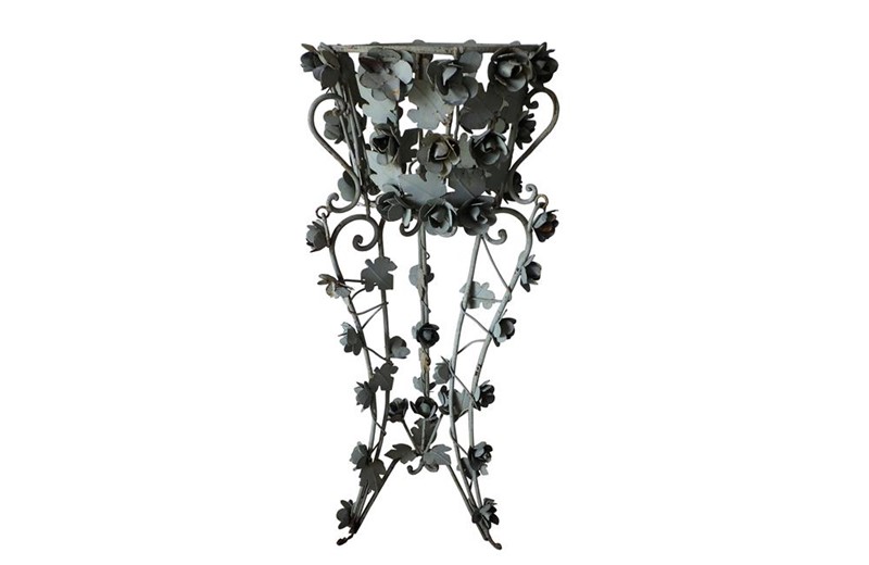 Decorative Iron Jardiniere-adps-antiques-3496-copy-main-637102084546829496.jpg