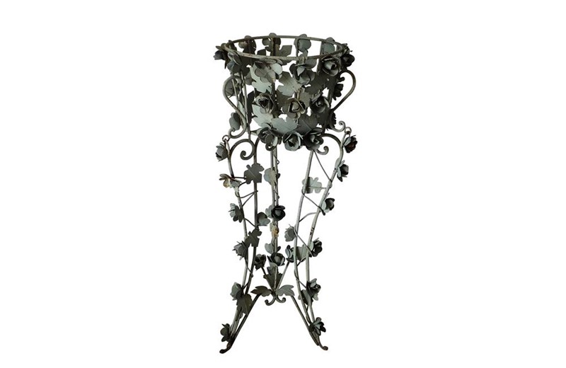 Decorative Iron Jardiniere-adps-antiques-3496-view-copy-main-637102084961885558.jpg