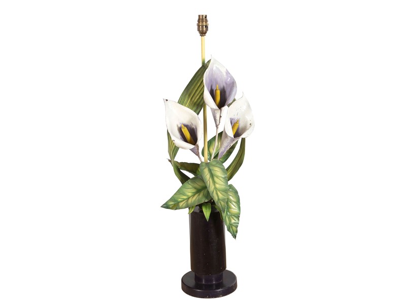 Arum lily table lamp-adps-antiques-3582-view-2-main-637018377179064359.jpg