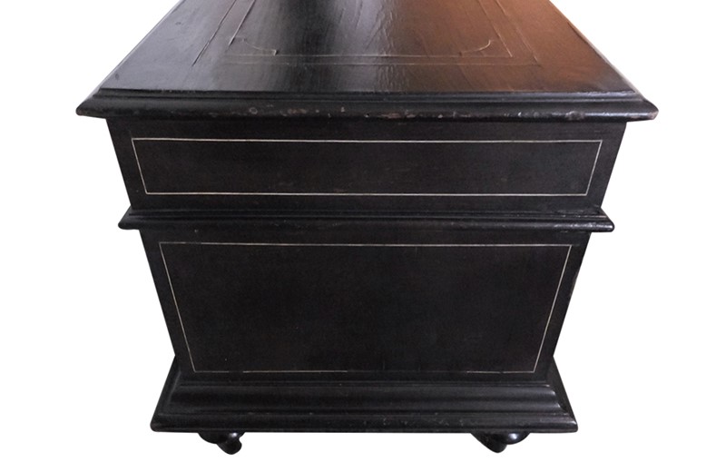 Pair Of French Napoleon III Ebonised Nightstands-adps-antiques-pair-of-ebonised-end-tables-4191-5-main-637976286776829078.jpg