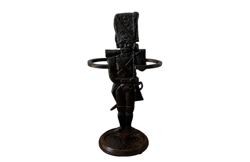 French soldier iron umbrella & stick stand-adps-antiques-soldier-iron-umbrella-stick-stand-4527-1-main-637998707358691295.jpg
