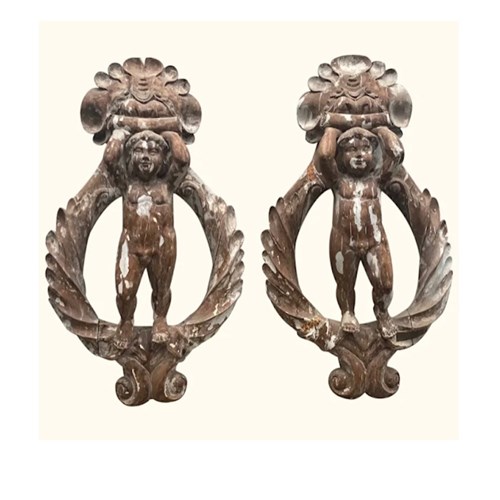 Pair Of Carved Limewood Putti In Wreaths 