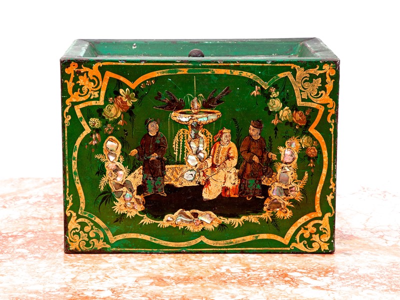 19Thc Tolework Tea Box  With Chinese Mandarins -aeology-at-relic-antiques-relic-73124-copy-main-637544619139743550.jpg