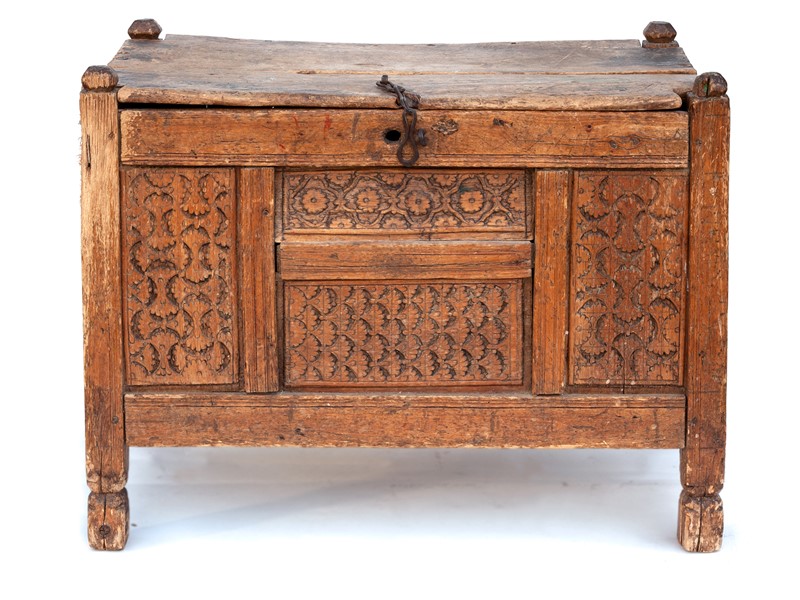 Carved Tribal Dowry Chest From Rajasthan-aeology-at-relic-antiques-relic-antiques-70179-main-637422692097575682.jpg