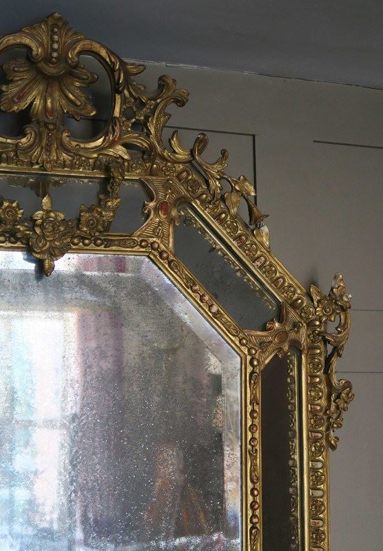 19Th Century Gilt Cushion Mirror, France-alex-macarthur-img-8615-main-638221960152559936.jpg