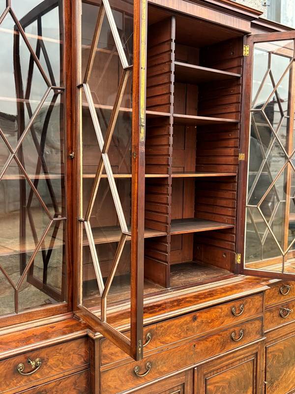 18Th Century Large Library Bookcase Stamped By Gillows Of Lancaster-anthony-short-antiques-xbookcase-7411-main-638389229610471998.jpg