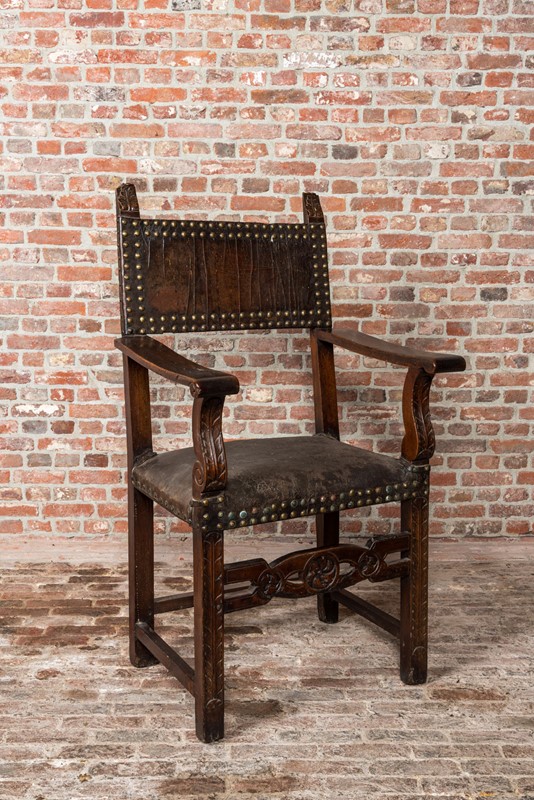 17th C Spanish Walnut and Leather Armchair-anthony-short-antiques-xchairs-1337-main-637941282478395574.jpg