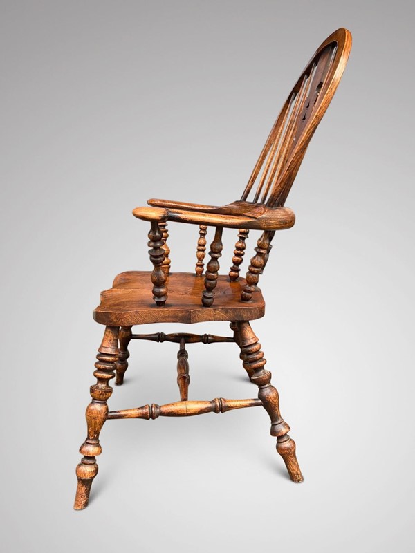 19th C Elm Broad Arm Windsor Chair-anthony-short-antiques-xchairs-814-main-637787944824977767.jpeg