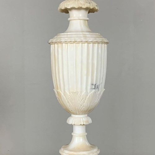 Large Early 20Th Century Italian  Alabaster Urn Lamp