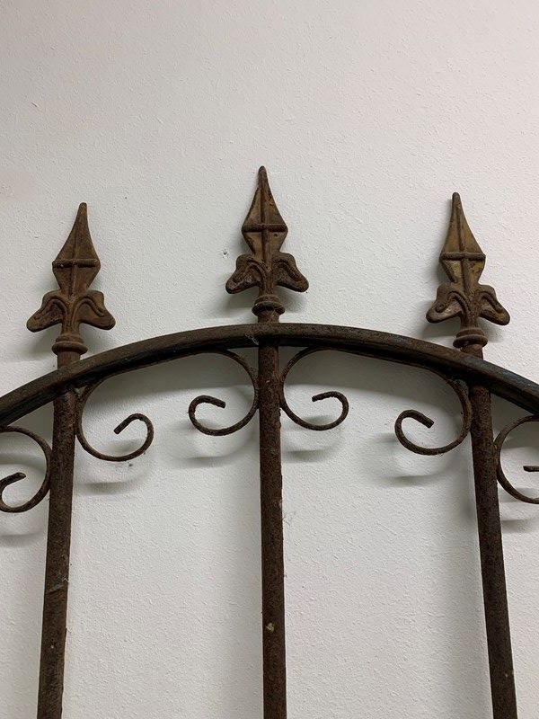 19Th C Reclaimed Architectural Cast Iron Gate-anthony-wilkinson-img-6586-main-638376487748377403.jpeg