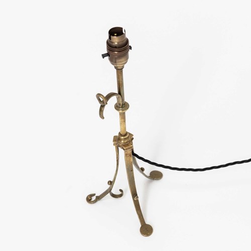 Arts & Crafts Cast Brass Tripod Carriage Table / Desk Lamp