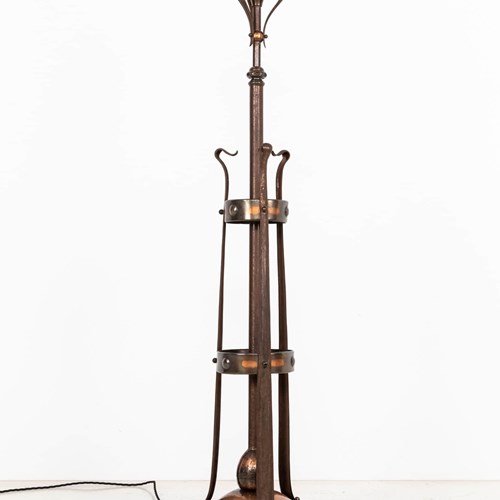 Early 20Th Century Arts & Crafts Standard Copper Floor Lamp