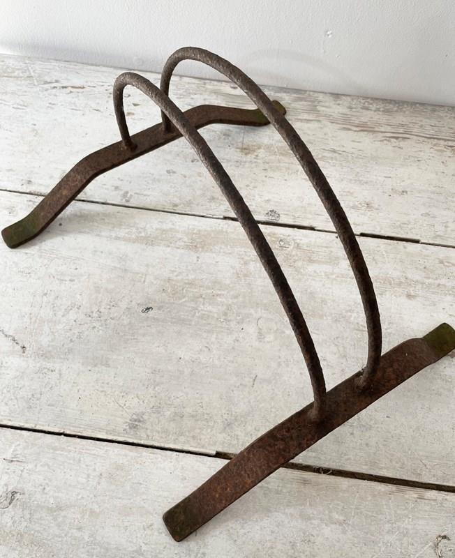 19Th Century French Wrought Iron Bicycle Stand - Circa 1890-appley-hoare-bicyclestand4-main-638192463412581360.jpg