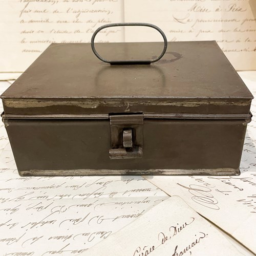 Small 19Th Century French Tin Or Toleware Box