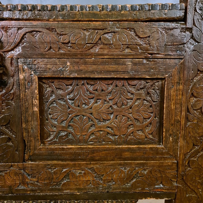 Chip Carved Coffer-arcadia-antiques-20201207-110403-main-637429418841265067.jpg