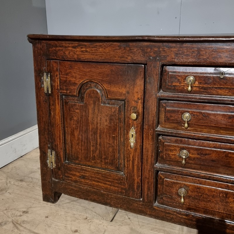18th Century English Oak Dresser Base-arcadia-antiques-20211115-145133-main-637727311893230633.JPG