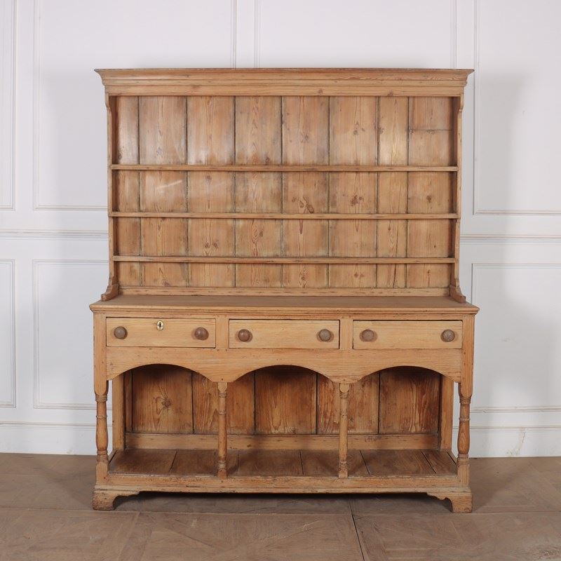 Welsh Pine Potboard Dresser-arcadia-antiques-img-1433-main-638210444085475376.jpg