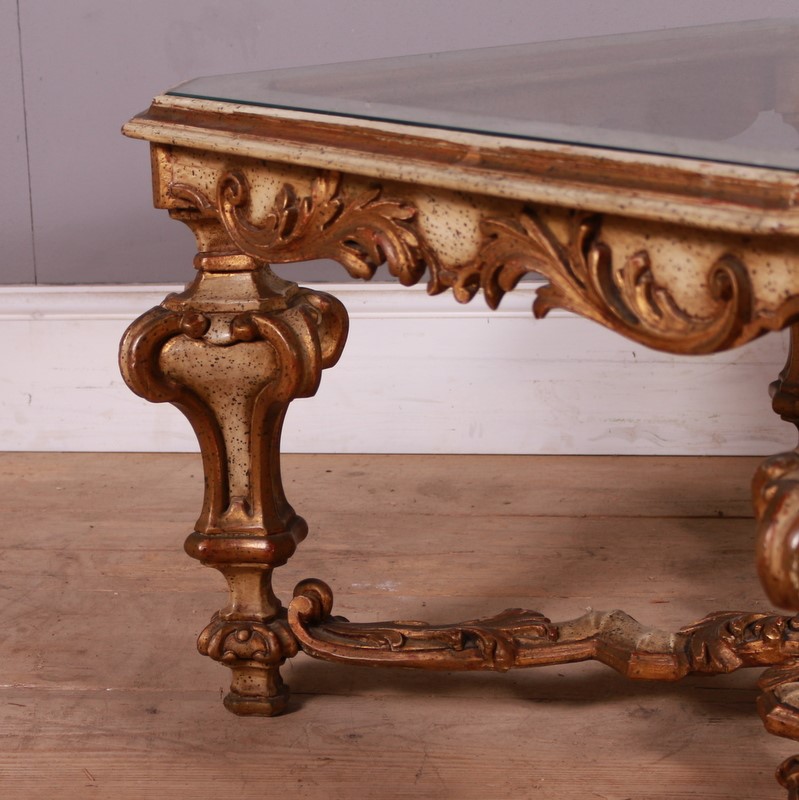 20th Century Italian Side Table-arcadia-antiques-img-5327-main-637770630519749032.JPG