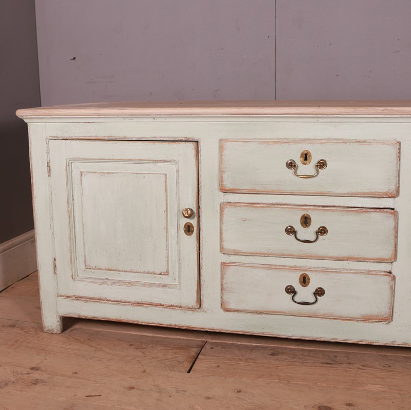 18th Century English Dresser Base-arcadia-antiques-img-8243-001-main-637967673368237436.JPG