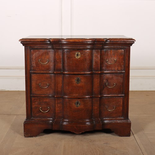 18Th Century Serpentine Oak Commode