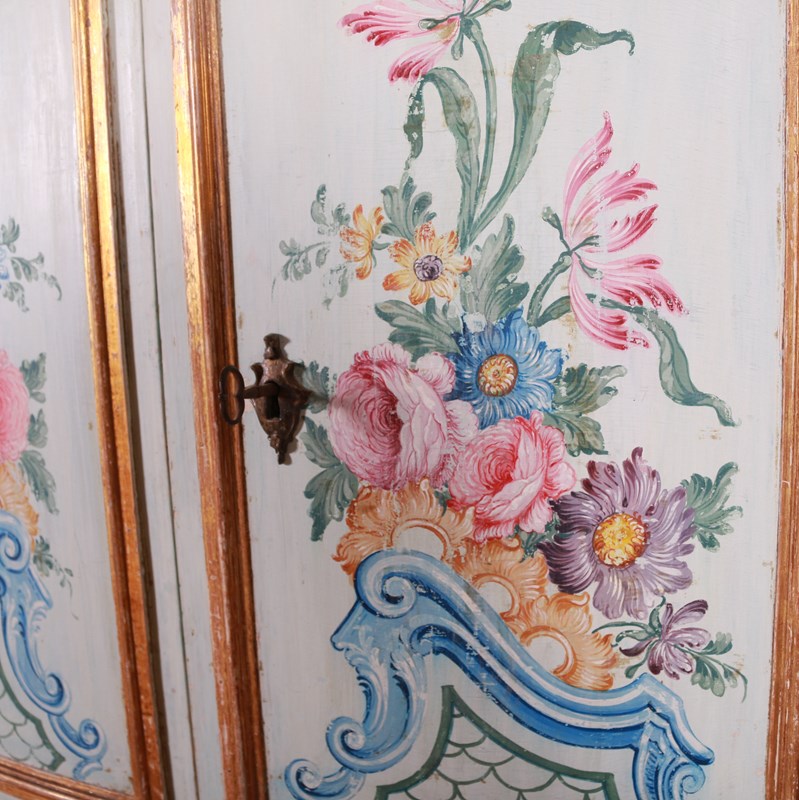 Stunning 18Th Century Italian Sideboard-arcadia-antiques-img-9209-001-main-638053370685956391.JPG