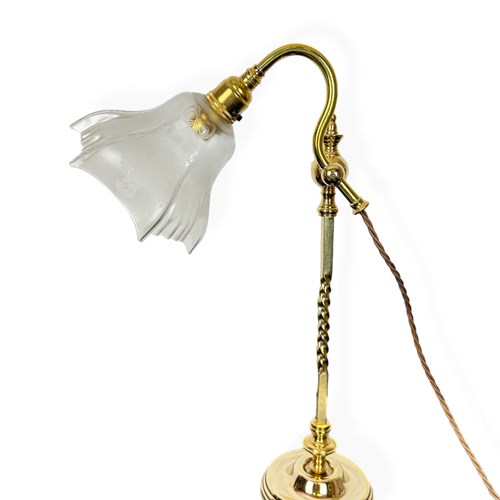 Brass Twisted Stem Table Lamp With Etched Glass Shade (51181)
