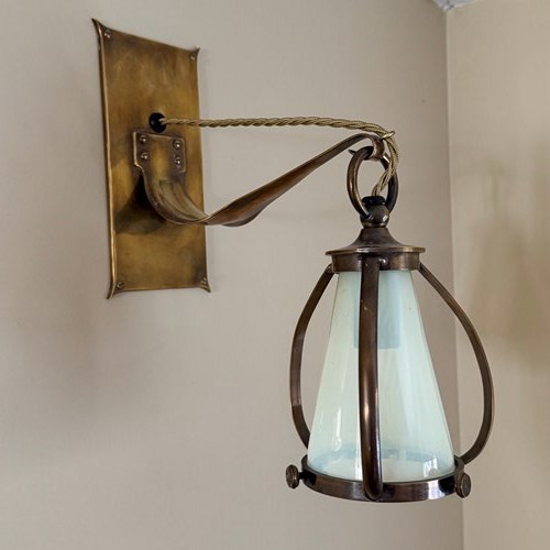 Ashby Arts And Crafts Wall Lantern (55184)