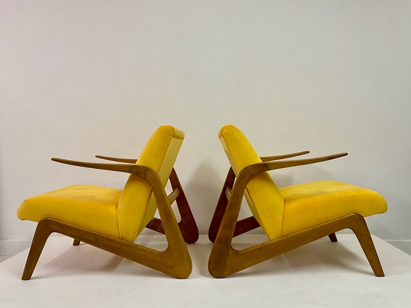 Pair Of Contemporary Italian Armchairs In Yellow Velvet-august-interiors-img-3364-main-638106971682344114.jpeg