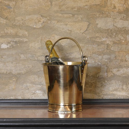 Small Anglo-Indian Brass Campaign Bucket
