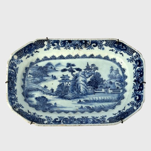 18Th Century Chinese Export Porcelain Platter