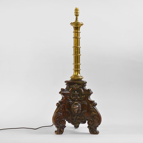 Flemish 17Th Century Carved Oak Lamp
