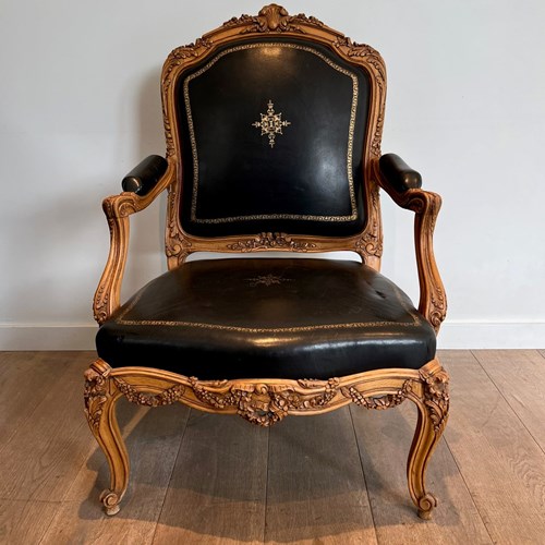 Queen's Armchair Made Of Carved Walnut Upholstered 