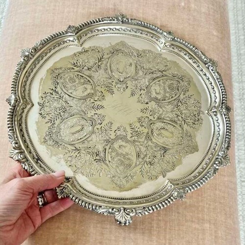 Victorian Round Old Sheffield Silver Plated Tray On Lion’S Paw Feet