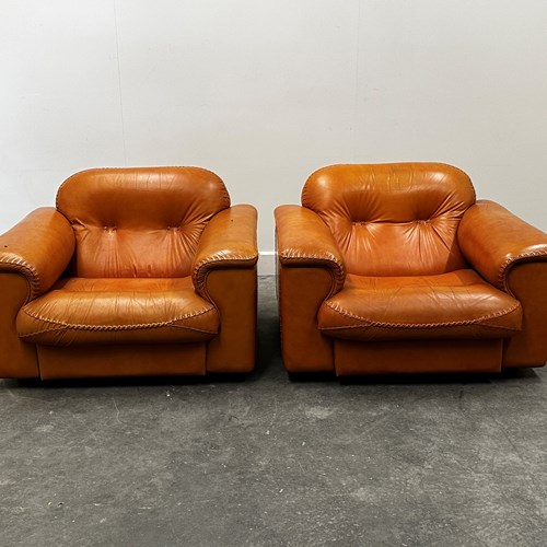 Pair Of De Sede DS-101 Cognac Leather Armchairs With Iconic Baseball Stitching