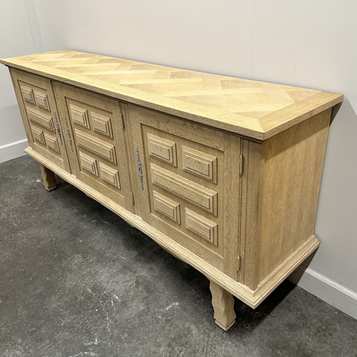 Vintage Sanded Oak Sideboard With Scalloped Feet