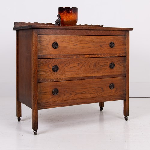 Charming Oak Chest Of Drawers C1920s